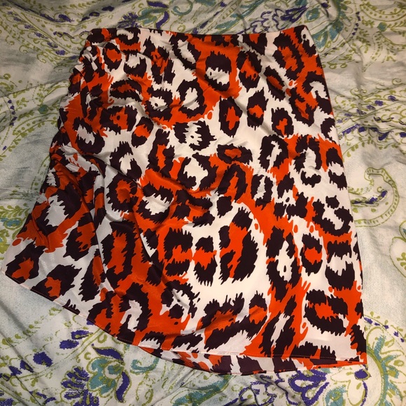 NWT Diane Von Furstenberg Nadia 🐆 print skirt - Picture 9 of 9